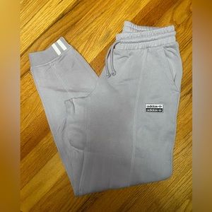 Adidas Originals Gray Joggers in Size Extra Small
